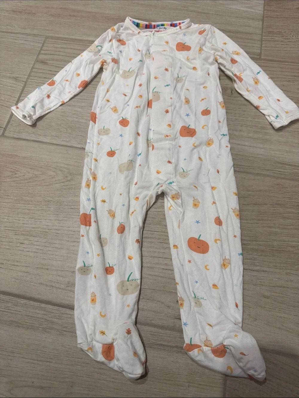Magnetic Me Bootiful Baby Modal Magnetic Parents Favorite Foot 6-9 months